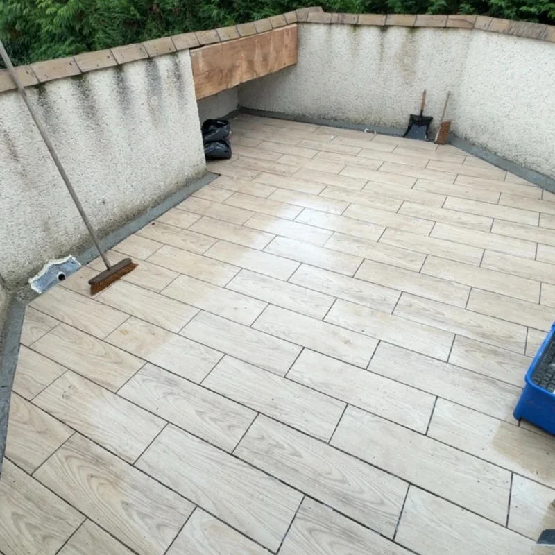 Pose d’une étanchéité liquide et carrelage a Marsinval 78540 - vue generale